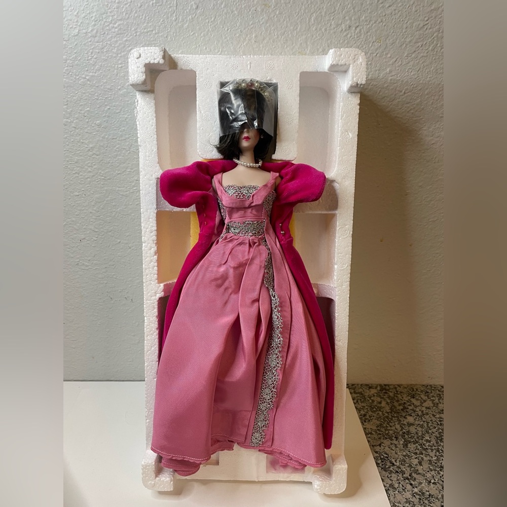 1990 timeless creations sophisticated lady, 1965 porcelain Barbie